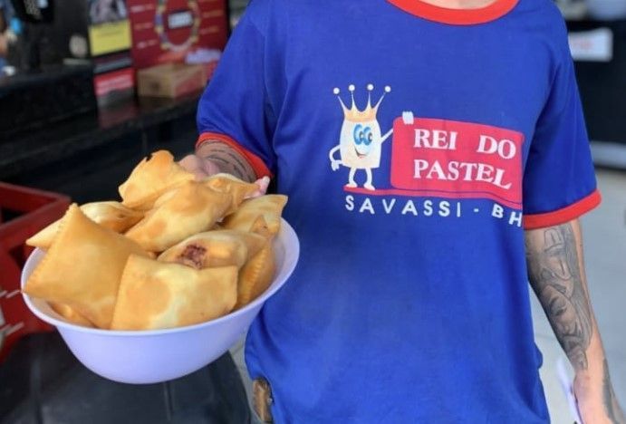 Unidades do Rei do Pastel ficarão abertas durante toda a folia 