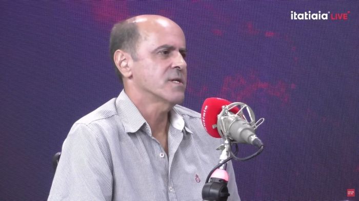Renato Resende, engenheiro aposentado, participou do programa Rádio Vivo