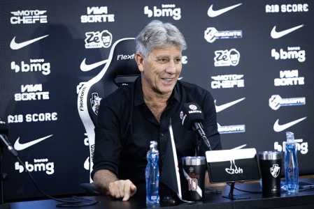 A CBF já enviou a lista oficial de 18 atletas para o Torneio Olímpico Masculino, com duas novidades: Renato Augusto e Walace (Grêmio) nos lugares...