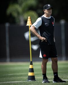 A CBF já enviou a lista oficial de 18 atletas para o Torneio Olímpico Masculino, com duas novidades: Renato Augusto e Walace (Grêmio) nos lugares...