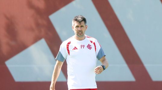 Pezzolano treina o Inter para enfrentar o Grêmio