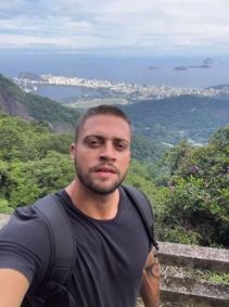 Rodrigo Godoy compartilha sua rotina nas redes sociais