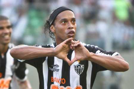 Ronaldinho Gaúcho, ídolo do Atlético