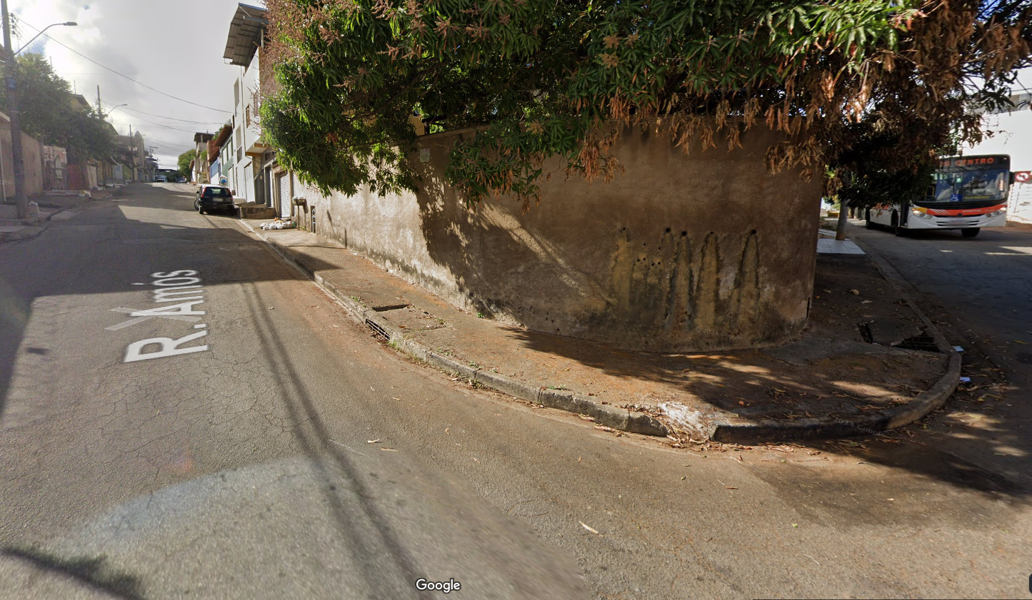 Comerciante é vítima de roubo no bairro Canaã
