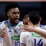 Vôlei: Sada Cruzeiro joga bem e derrota Praia Clube na 1ª rodada da Superliga