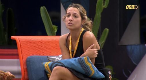 Samira esclareceu situação a Chaiany