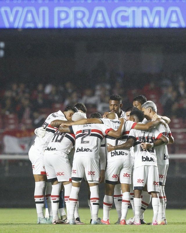 Titulares do São Paulo são oferecidos ao Cruzeiro, que toma decisão