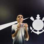 Corinthians surpreende e anuncia contratação de MC