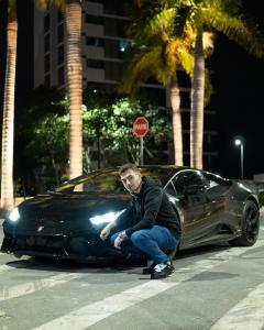 Gamer SPK, filho de Pedrinho, compra Lamborghini Huracán Tecnica