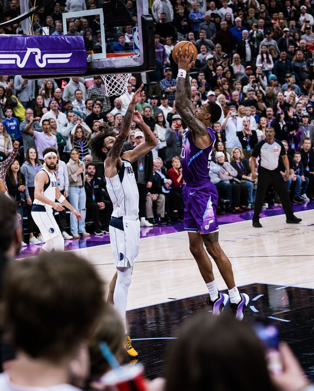 NBA: Utah Jazz bate vice-campeão da NBA e conquista primeira vitória
