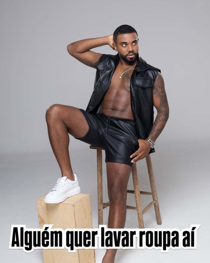 Davi Brito exibe abdome após lipoaspiração 