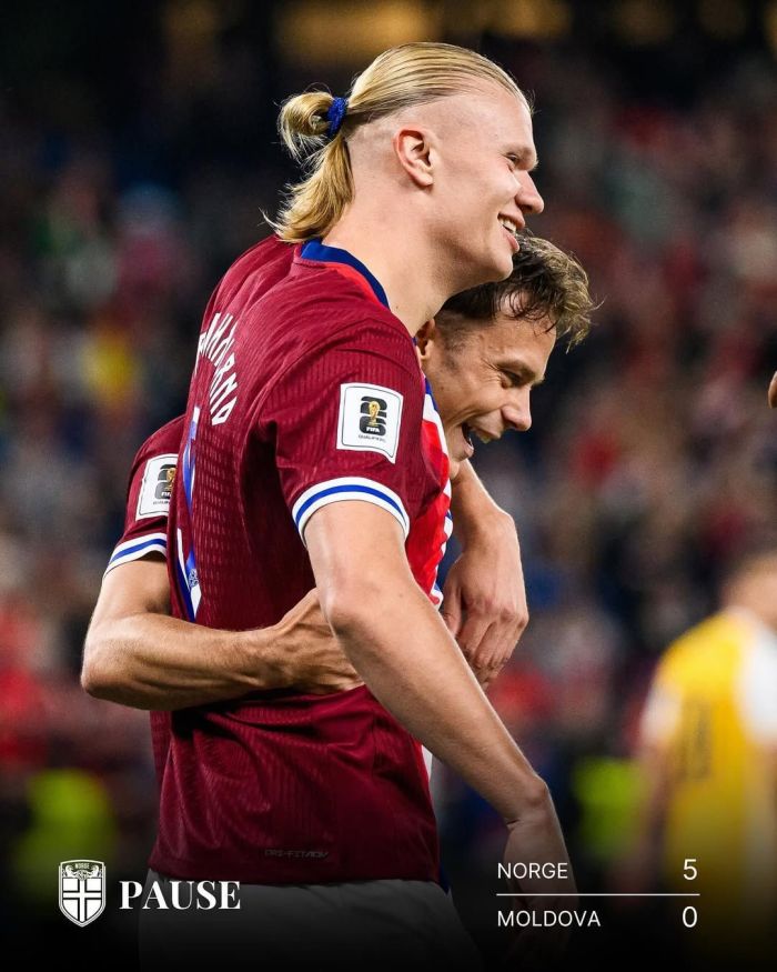 Haaland comemora gol pela Noruega, nesta terça-feira (9), contra a Moldávia