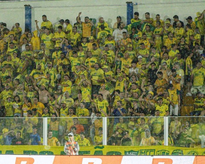 Torcida do Mirassol no Maião, em jogo pelo Brasileirão