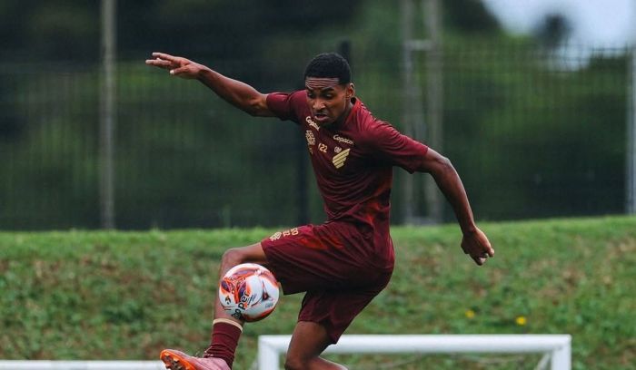 Kayke Airton se destaca por Athletico e Seleção Brasileira de base