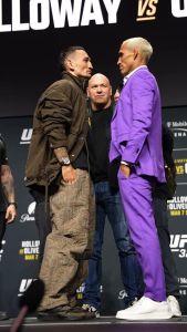 Max Holloway e Charles do Bronxs se enfrentarão neste sábado (7), no UFC 326