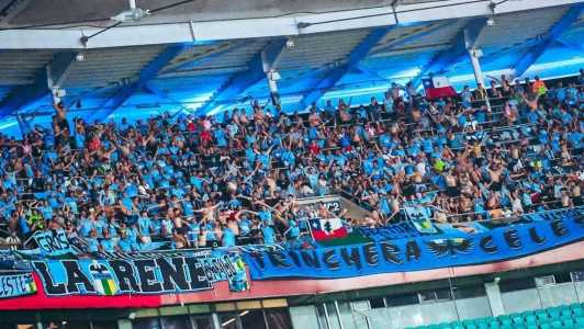 Torcida do O'Higgins, do Chile, na Casa de Apostas Arena Fonte Nova, em Salvador