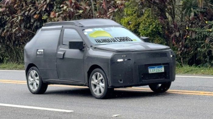 Flagra novo Fiat Argo