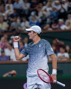 João Fonseca em ação no Masters 1000 de Indian Wells