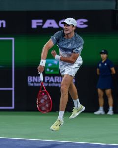 João Fonseca em ação no Masters 1000 de Indian Wells