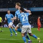Napoli vence Lecce de virada e confirma recuperação no Campeonato Italiano
