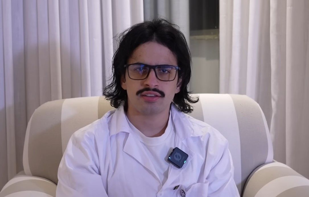 Youtuber Orochinho diz não ter dinheiro para pagar indenização de R$ 70 mil por vídeo sobre bebê