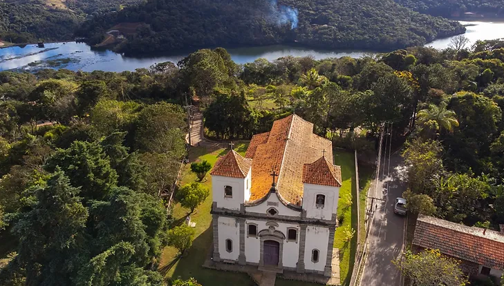 Ouro Preto: escritor e fotógrafa iniciam expedição pela Rota Jaguara para produção de livro turístico