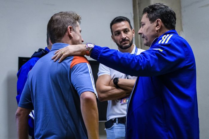 Pedro Lourenço ao lado de Fernando Seabra no Mineirão