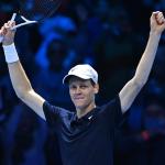 Sinner derrota Fritz, leva ATP Finals e fecha 2024 com chave de ouro