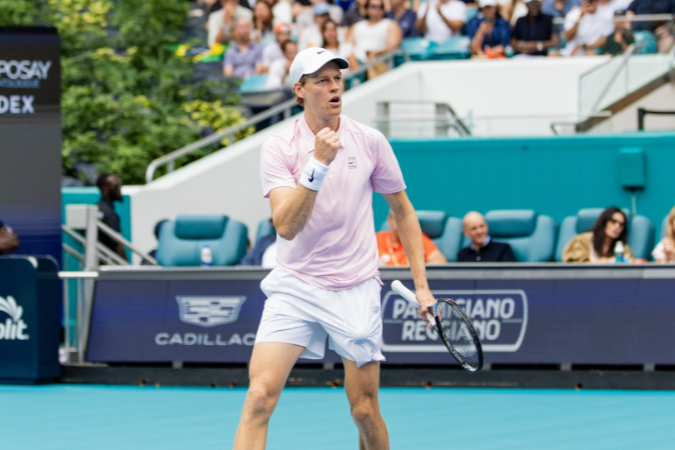 Sinner confirma favoritismo, vence tcheco 'sensação' e conquista o Miami Open