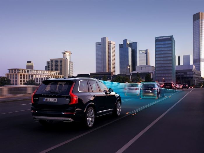 sistema de controle de cruzeiro adaptativo da volvo