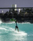 Ítalo Ferreira conquistou o título da etapa de Abu Dabi da Liga Mundial de Surfe (WSL) ao derrotar o indonésio Rio Waida na grande final