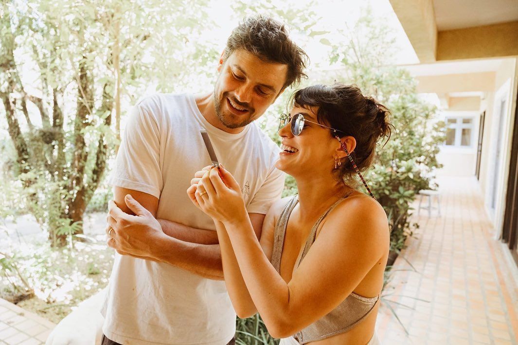 Bianca Bin fala sobre procedimentos estéticos feitos por Sérgio Guizé:  “Jamais permitiria”