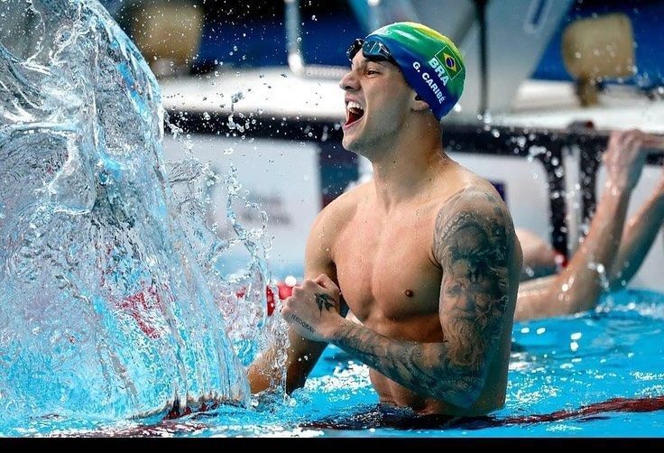 Brasileiro conquista prata no último dia do Mundial de Piscina Curta em Budapeste; veja