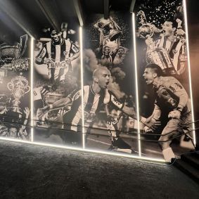 Diego Tardelli recebe homenagem na Arena MRV