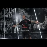 Diego Tardelli recebe homenagem na Arena MRV