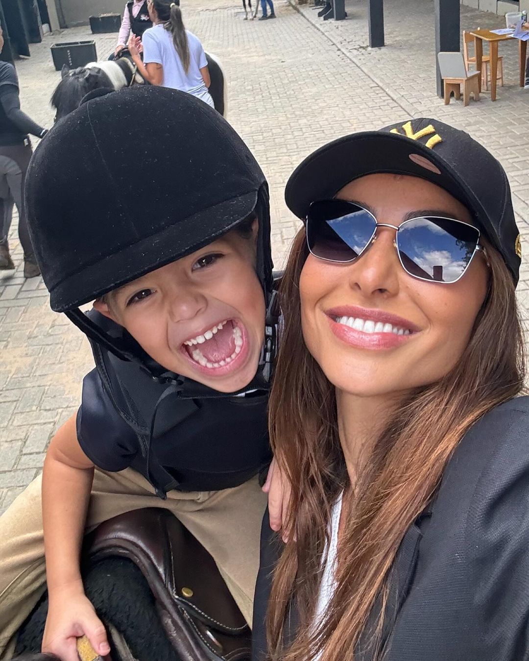 Sabrina Sato grávida aos 43 anos; veja famosas que tiveram filhos depois dos 40