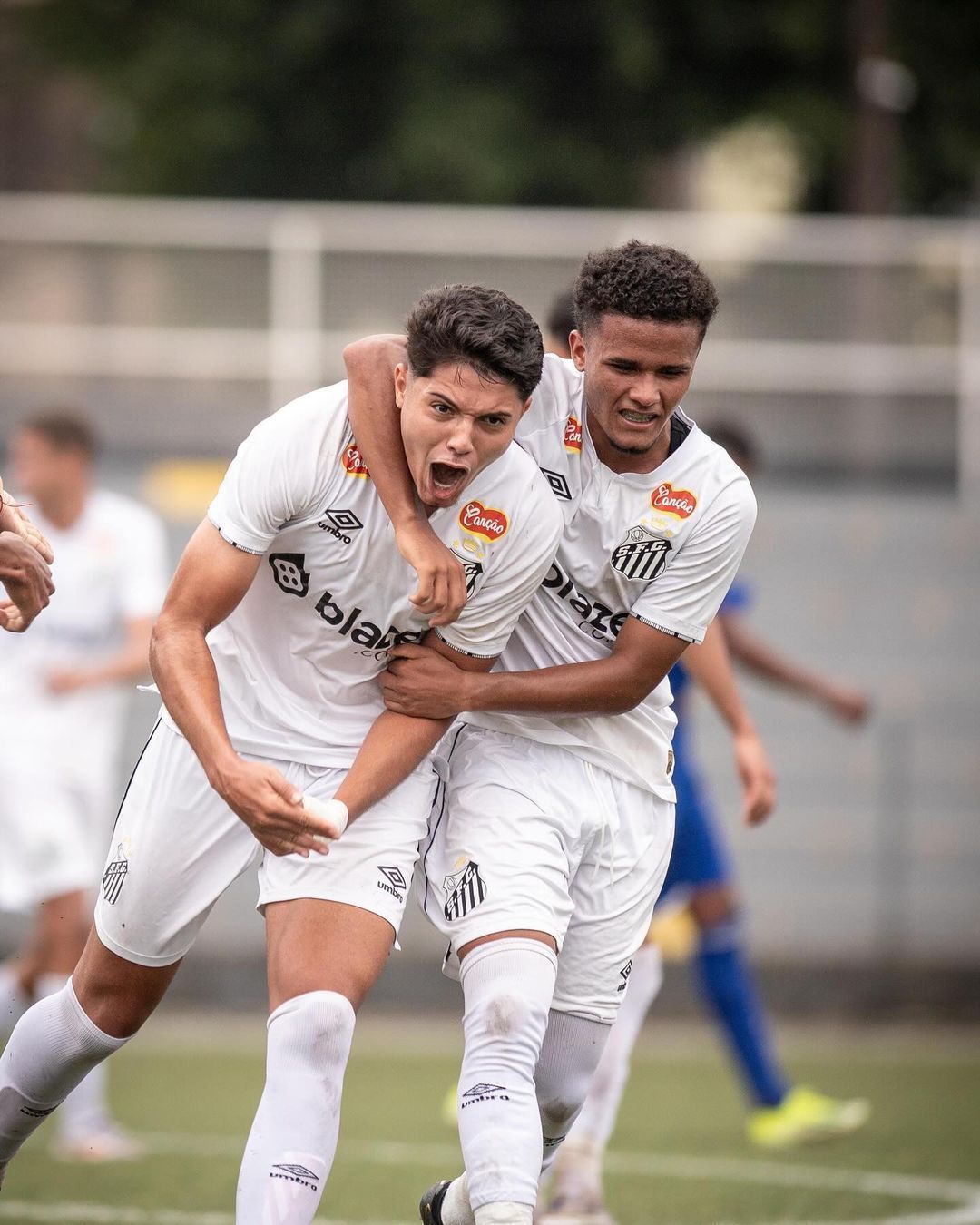 Em jogo ‘maluco’, Cruzeiro é goleado pelo Santos e cai nas quartas do Brasileiro Sub-17
