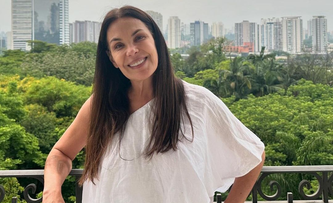 Carolina Ferraz faz post para responder pessoas que a criticam por estar magra