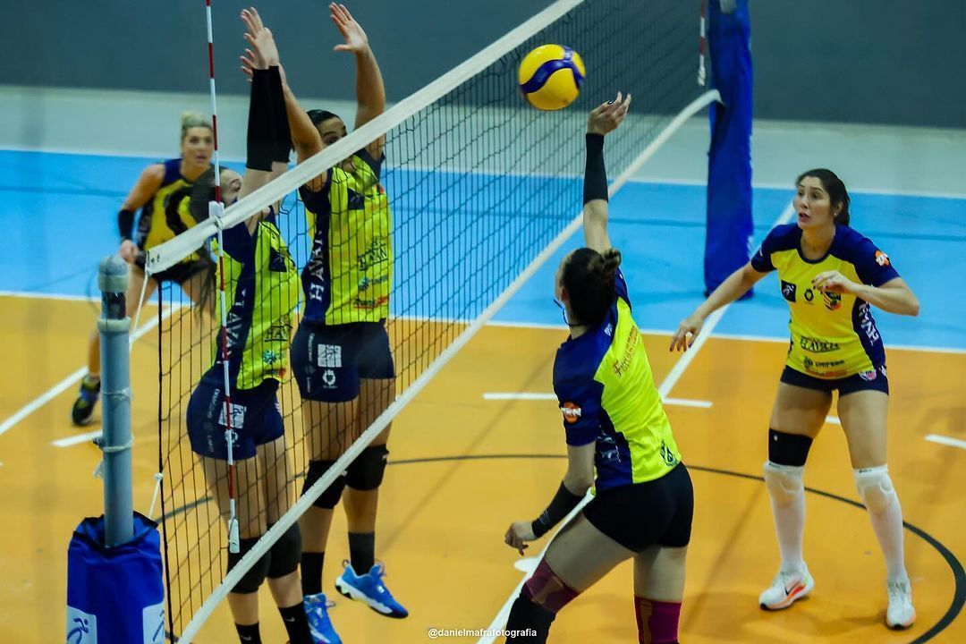 Superliga Feminina 24/25: Abel Moda/Brusque tenta estabilidade na elite do vôlei