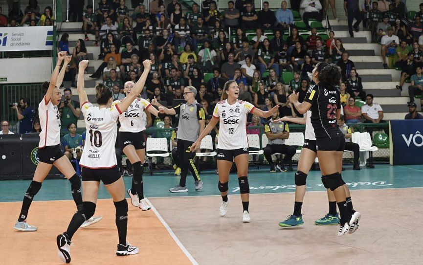 Sesc Flamengo vence Brasília Vôlei pela primeira rodada da Superliga Feminina