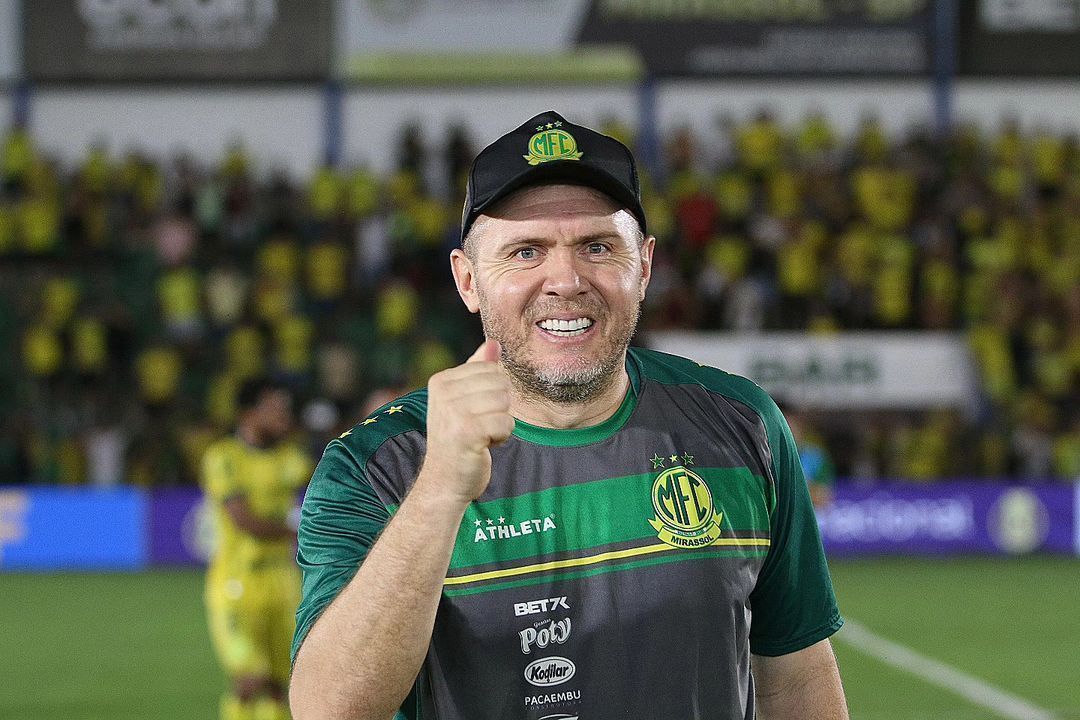 Após conseguir acesso à Série A, Mozart, ex-Cruzeiro, é anunciado por clube da Série B