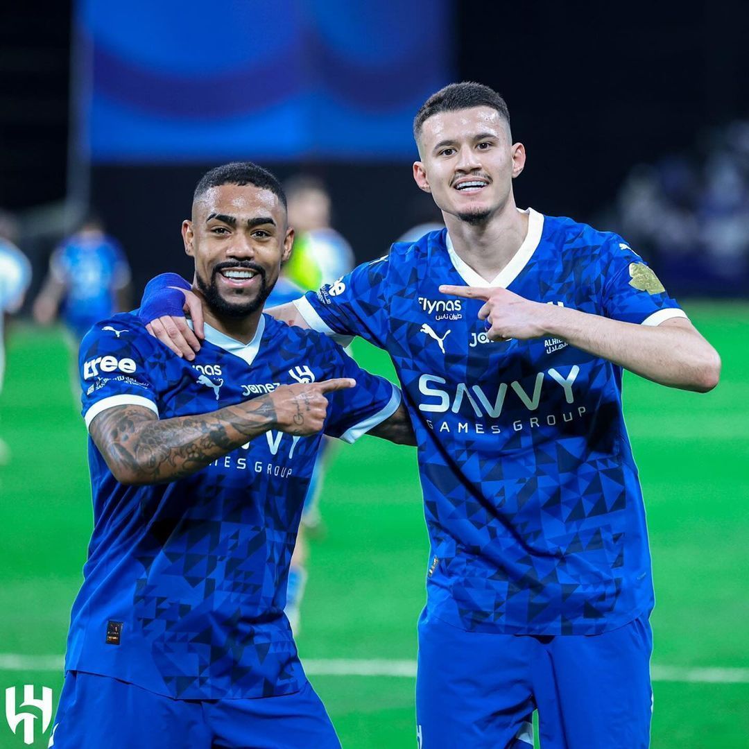 Sem Neymar, Al-Hilal vence Al-Ettifaq com gol brasileiro e retoma liderança do Saudita