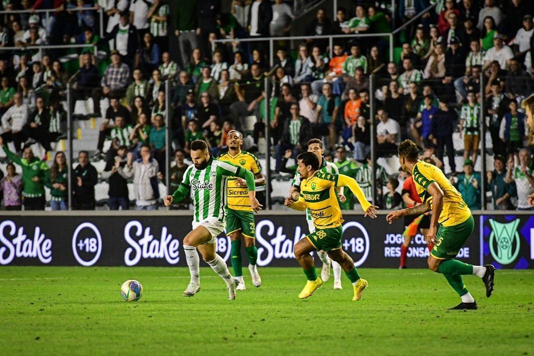 Em jogo equilibrado, Nenê marca no fim e Juventude empata com Cuiabá pelo Brasileirão