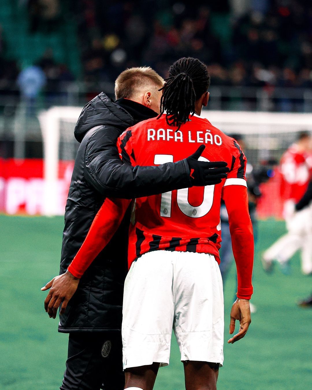Slovan Bratislava x Milan: horário e onde assistir ao vivo pela Champions League
