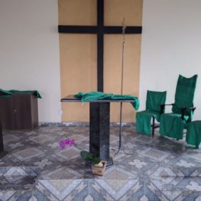 Imagens mostram prejuízos em igreja invadida em Sorocaba (SP)