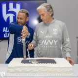 Neymar e Jorge Jesus recebem homenagem inusitada de clube saudita