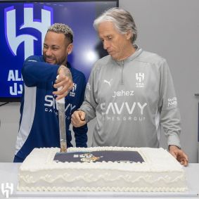 Neymar e Jorge Jesus recebem homenagem inusitada de clube saudita