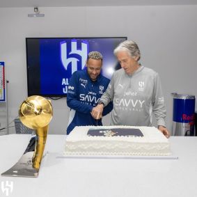 Neymar e Jorge Jesus recebem homenagem inusitada de clube saudita