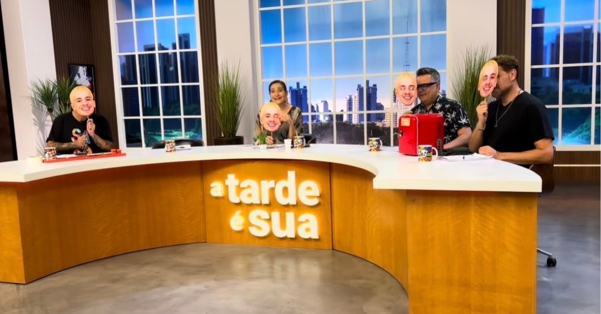 Ao som de Marina Sena, Sônia Abrão celebra permanência de Juliano no BBB 26