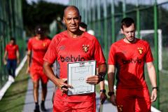 Pepa, técnico do Sport, comanda primeiro treino com elenco rubro-negro